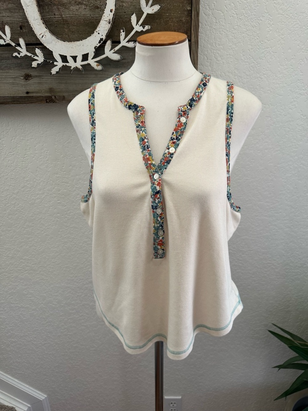 Anthropologie Cream Sleeveless Henley Tank with Floral Trim‎